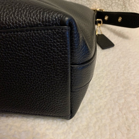 Coach Val Duffle - Picture 8 of 12